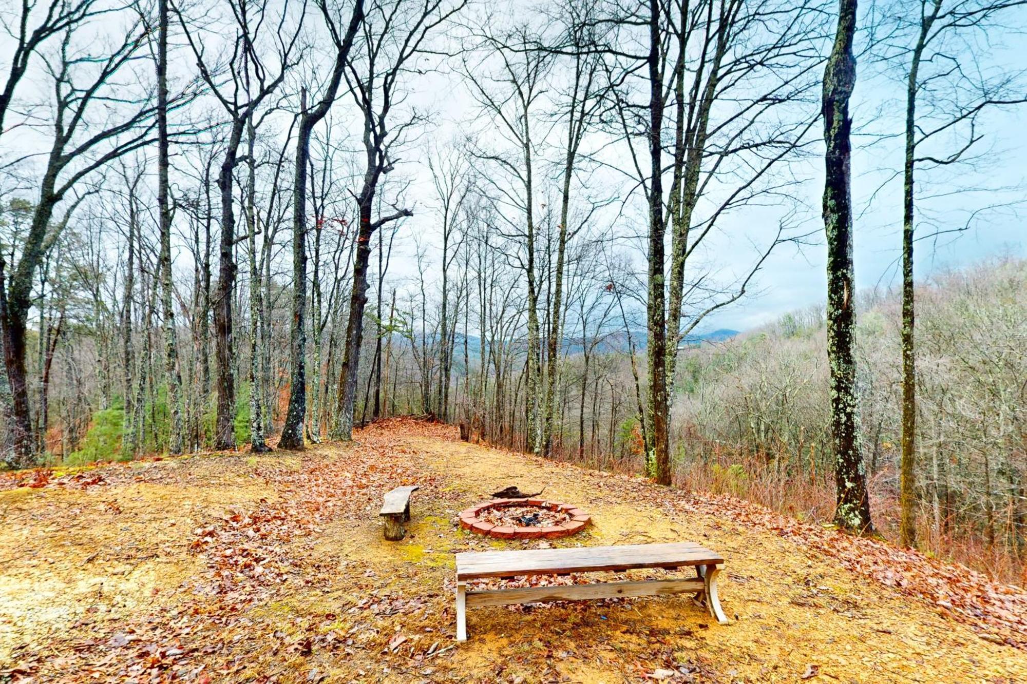 Cozy Cabin เซอเวียร์วีล ภายนอก รูปภาพ