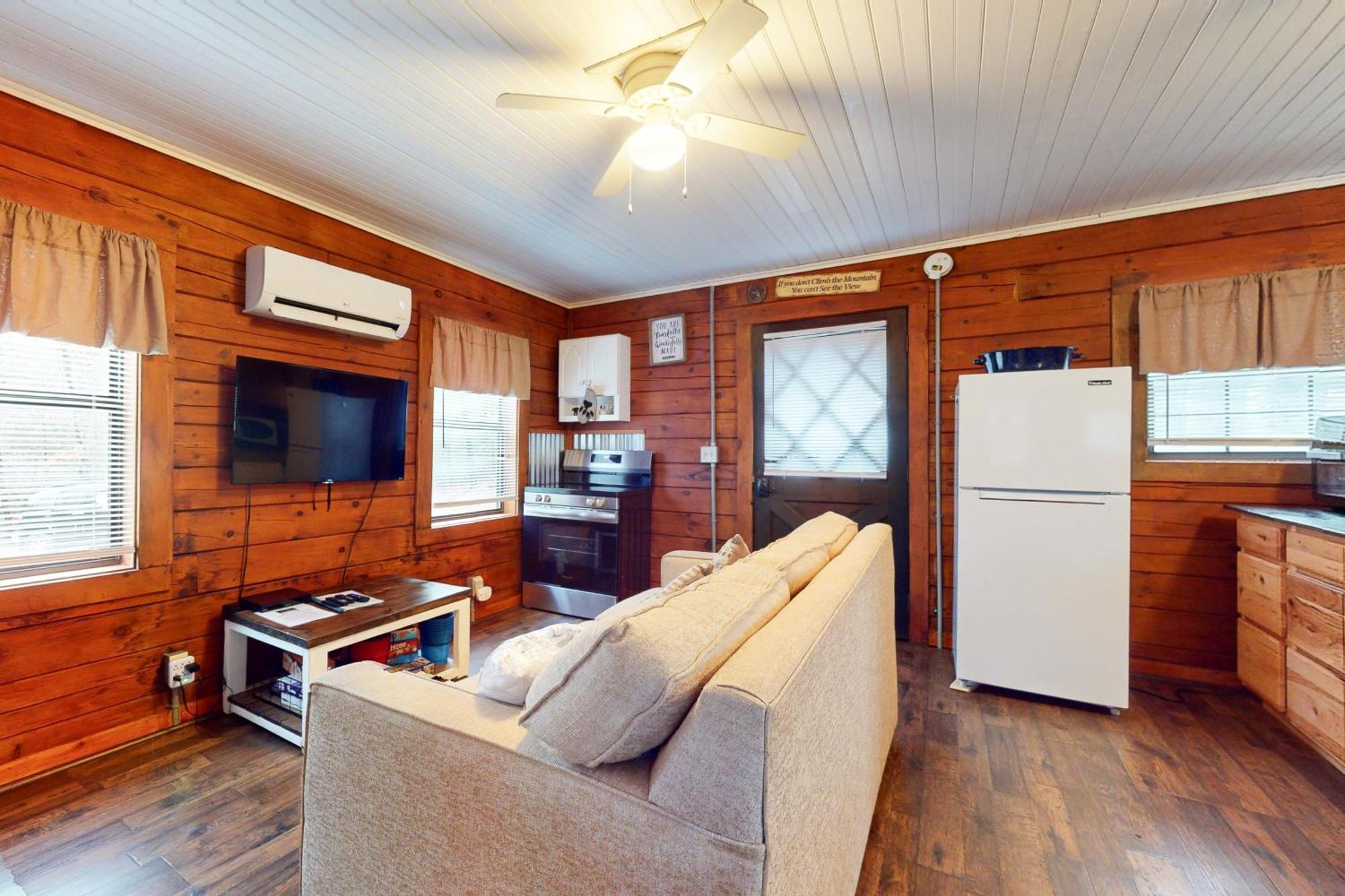 Cozy Cabin เซอเวียร์วีล ภายนอก รูปภาพ